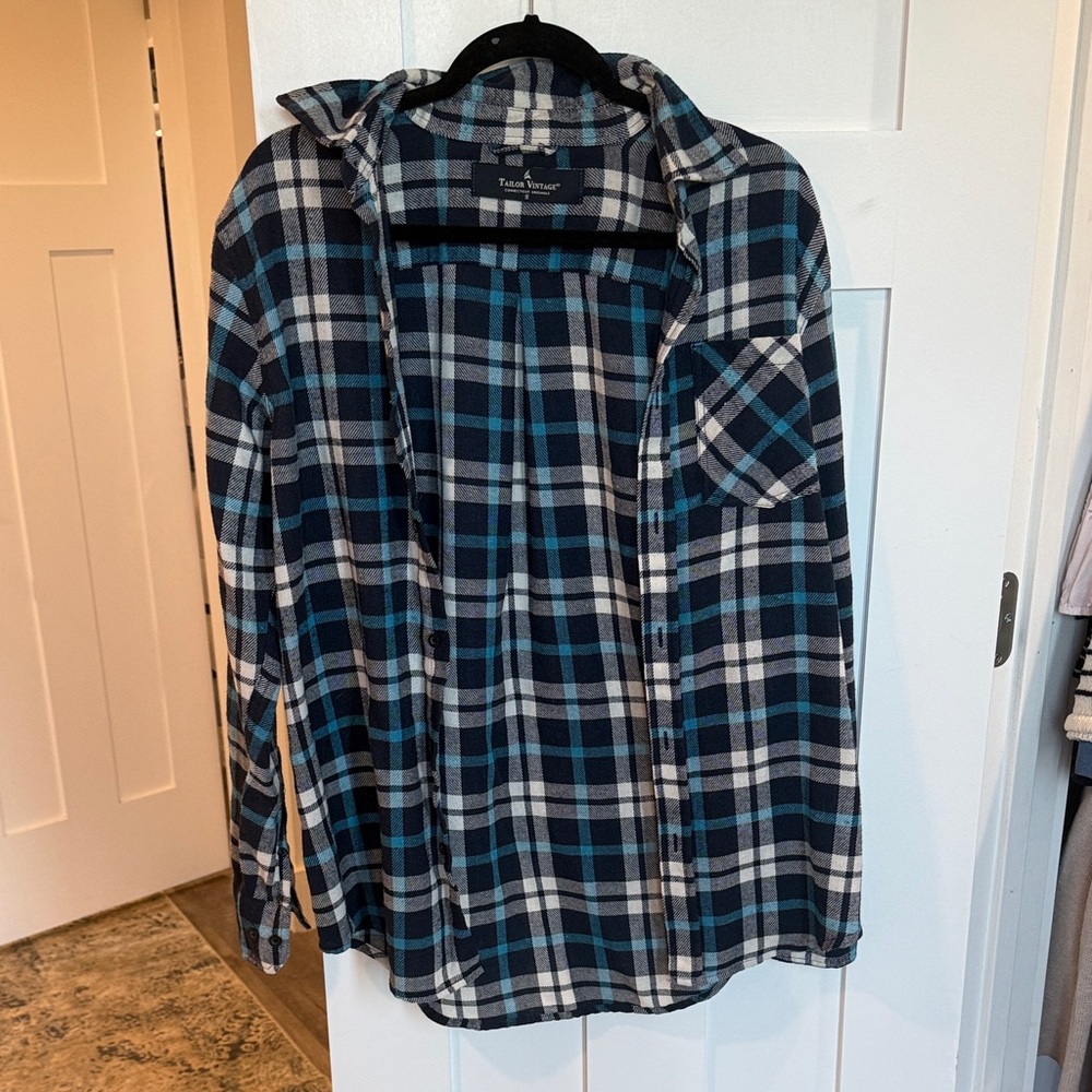 Tailor Vintage Blue and Black Plaid Button Down Shirt